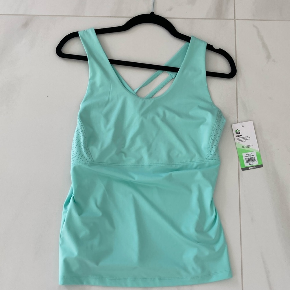 NWT Prince women’s medium athletic top